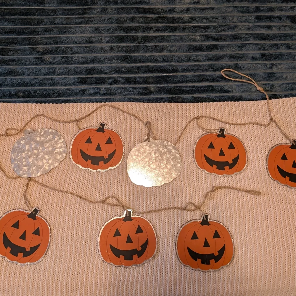 Halloween Pumpkin Garland